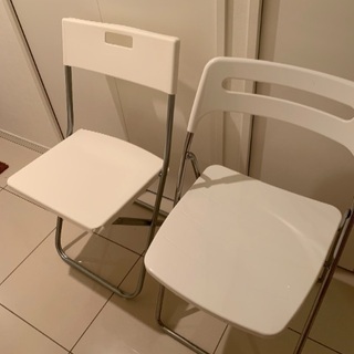 IKEAの折りたたみ椅子 白 4脚