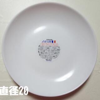 ヤマザキ白いお皿４種類 (１枚200円) １皿追加
