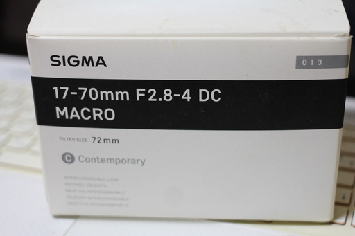 SIGMA 17-70mm F2.8-4 DC MACRO　OS HSM (キャノンマウント）☆美品☆