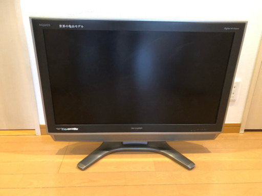 AQUOS 32インチテレビ