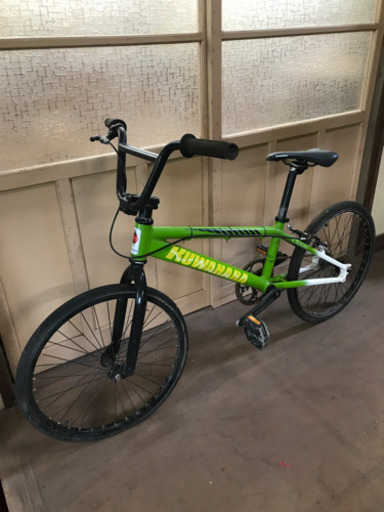 桑原 KUWAHARA キッズ用 BMX clotho PRO 中古