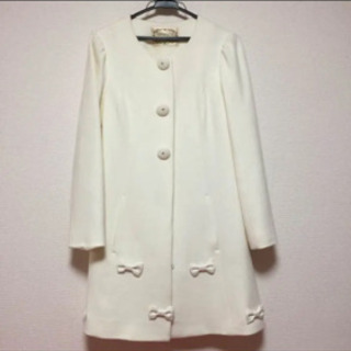 LODISPOTTO リボンがいっぱいの天使みたいな可愛らしいコート