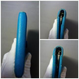 シャネルキャビアスキン手帳カバー。色ブルー。