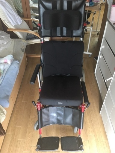 介護用車椅子 メーカー：カワムラ