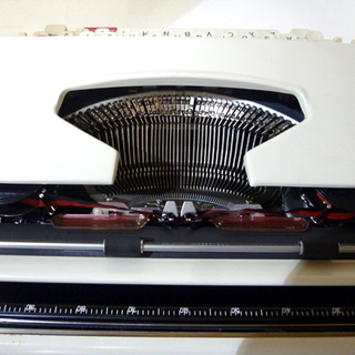 BROTHER/ブラザー 手動英字式ポータブルタイプライター Deluxe333