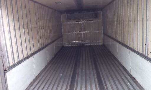 4トントラックのウィング車の箱7万円売