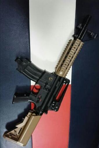 東京マルイ M4CQBタンカラー