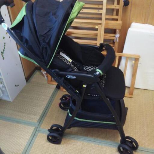 ベビーカー  GRACO