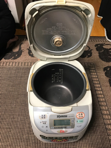 炊飯器