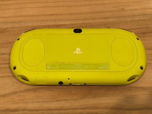 ソニーVita Model PCH-2000 ソフト10本付き PS Vita Wi-Fiモデル