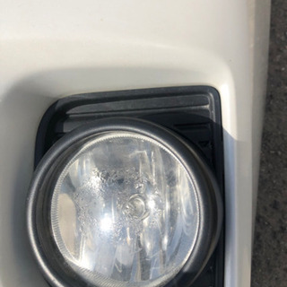 トヨタ ハイエース 200 4型 フロントバンパー メッキグリル パールホワイト 標準