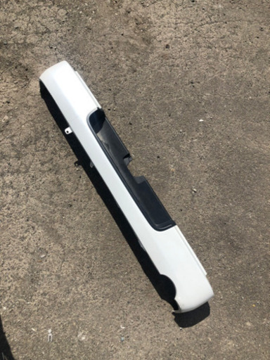 トヨタ ハイエース 200 4型 リアバンパー パールホワイト 200系