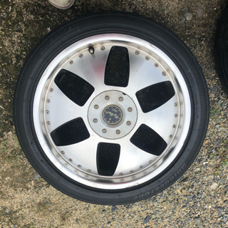 215/45/17  pcd114.3  5穴  +48