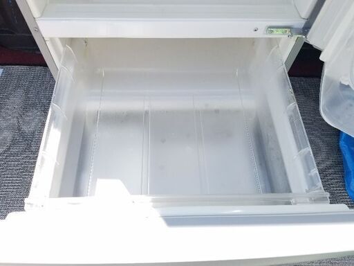 スリードア　ノンフロン冷凍冷蔵庫　320L　08年製　清掃済み