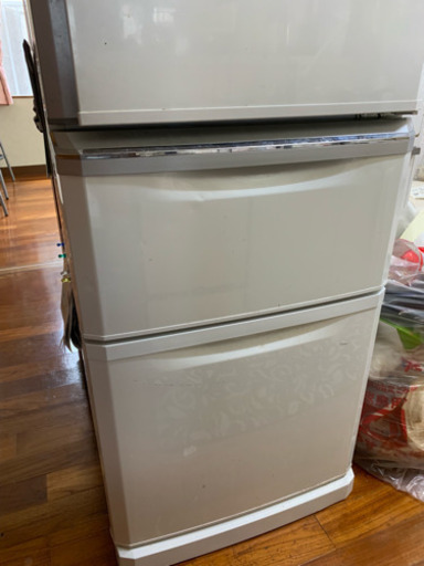 取引決定 三菱冷蔵庫 335ℓ 2013年製 製氷機能付