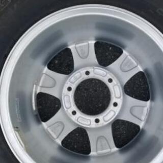 ビックホーンに履かしていた、ホイール綺麗、スタットレス付き