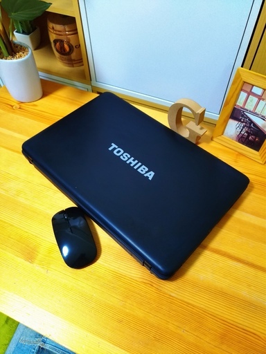 メモリ6Gで高速！　とても美品な方　大容量500G♪　高級感のあるマットブラック☆　東芝　dynabook　Satellite　　最新Windows10Home 64Bit 　PentiumP6100　デュアルコアで高速　 15.6インチ大画面 　DVDドライブ　黒　　テンキー＆マウス付き