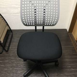 ニトリ オフィスチェア スコップ 事務椅子