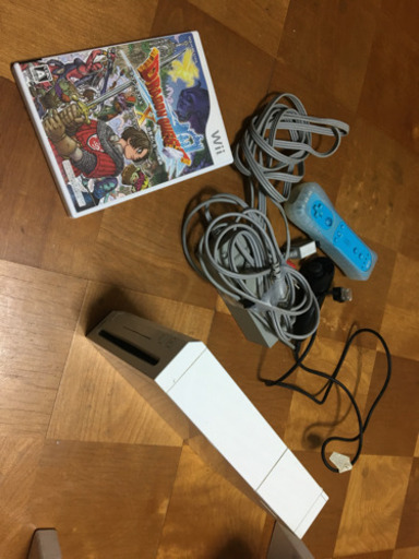【大幅値引き】Wii 本体 ドラゴンクエストX ドラクエ10 セット