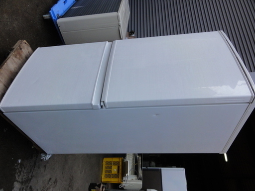 北４５７　シャープ　冷蔵庫　２ドア　２０１７年製　１３７L　SJ-D14C－W