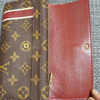 ルイヴィトン財布…