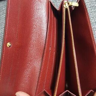 ルイヴィトン財布…