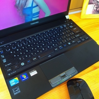 corei3で高性能！ 可愛いカーマインレッドのdynabook♪ 薄型軽量で