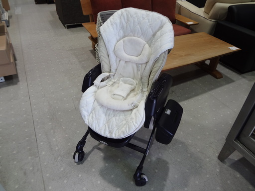 モノ市場 東海店　Combi　コンビ　ハイ＆ロー　スイングラック　CWL フェアレット AT ラグジュア　電動　ハイローチェア