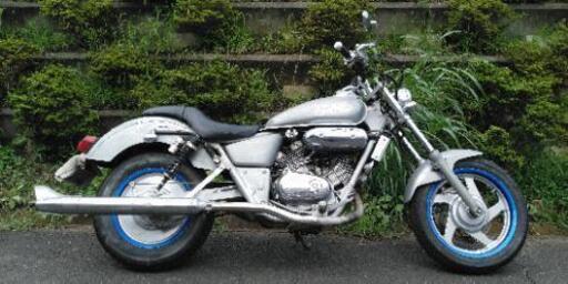 マグナ250