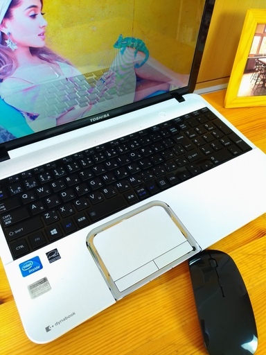 第一ネットノートパソコン かわいいホワイト Windows10 東芝 大容量500g ノートpc 家電 スマホ カメラ 12 150 Hafryat Com