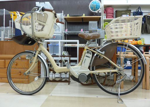 札幌市/清田区 ブリヂストン/BRIDGESTONE 電動アシスト自転車 Angelino Assista/アンジェリーノアシスタ AGA263 カゴ・ベビーシート付 シティサイクル カフェベージュ 前輪22インチ/後輪26インチ 動作品