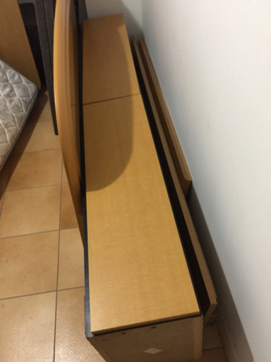 ダブルベッド 引き出し付き