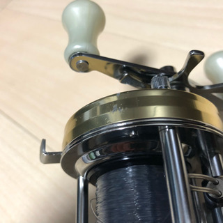 リール  アンバサダー5501cs ロケット シャンパンゴールド