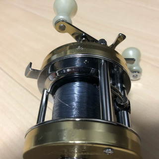 リール  アンバサダー5501cs ロケット シャンパンゴールド