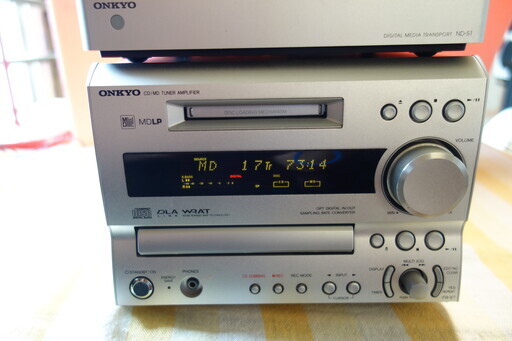 【ONKYO】CDコンポ　FR-X7＆ipodタッチ32G\u0026デジタルトランスポーターND-S1