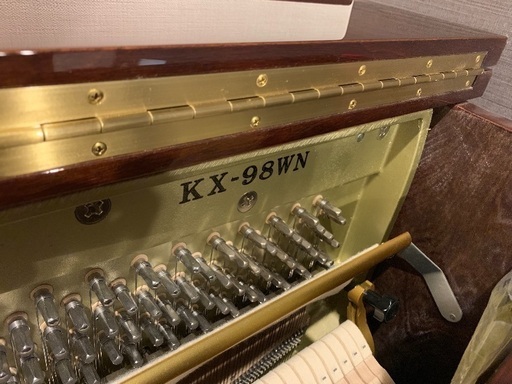 9月10日まで 2017年購入 KAWAI アップライトピアノ KX-98 WN サイレント