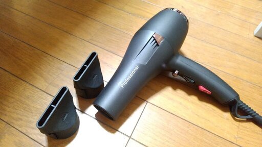 2000w速乾大風量マイナスイオンヘアドライヤー サロン用 冷風雪ボタン付き Kumahiko 武蔵新田の美容家電 ヘアケア の中古あげます 譲ります ジモティーで不用品の処分