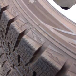 ■Y272■DUNLOP 205/60R16 スタッドレスタイヤ アルミ付き ８分山 ４本セット ダンロップ □Y272□DUNLOP 205/60R16 スタッドレスタイヤ アルミ付き 8分山 4本