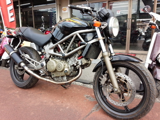 NO.2854　ＶＴＲ２５０　水冷４サイクルＶツイン２５０ｃｃ　サンセイレーシング左右２本出しマフラー　ブラック　☆彡