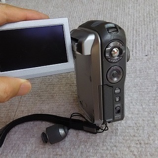 パナ3CCDビデオカメラSDR-200