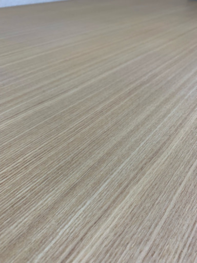 Apple Store風木製テーブル・ベンチ ニトリ