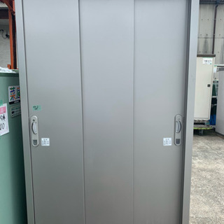 ☆中古品 美品 YODOKO ヨドコウの物置 鍵付き サイズ1200x650x1950mm☆