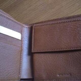 【新品】【未使用】【箱付き】BURBERRYの本革財布