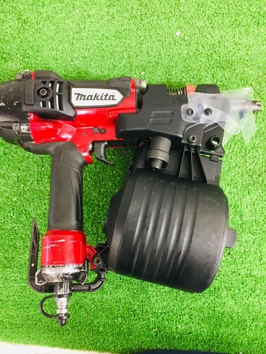 マキタ(Makita) 高圧エア釘打 AN811H【リライズ野田愛宕店】【店頭引取