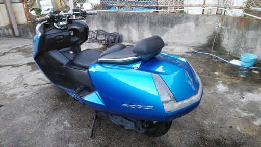 ヤマハマグザム SG17J 青 上質なカスタムを施された一台