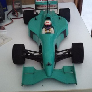 値下げしました。古いラジコンカー タミヤ フェラーリF1完成品