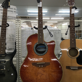 Ovation エレアコギター Celebrity CS157