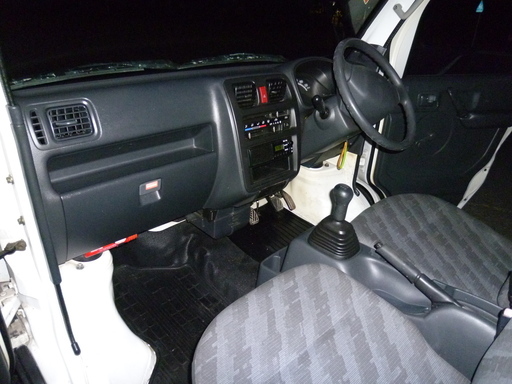 19万円スズキキャリイ５速MTエアコン・パワステ  Ｈ17年初年度登録 19万円スズキキャリイ5速MTエアコン・パワステ H17年初年度登録