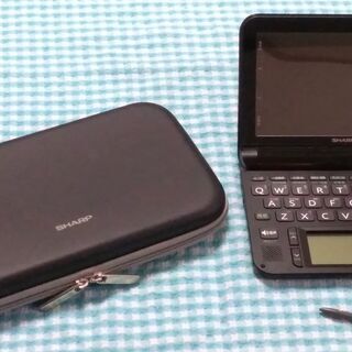 カラー電子辞書　シャープ　タッチペン　専用ケース付き