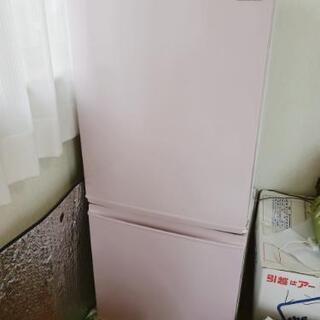 一人暮らし用　SHARP　2013年製品　冷蔵庫　ピンク
